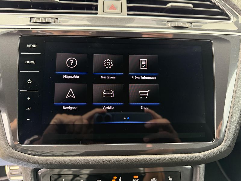 Volkswagen Tiguan Allspace R-Line 2,0 TDi/110kW 4x4 DSG  - fotka 22 z 106