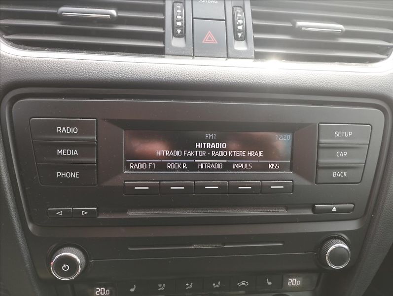 Škoda Octavia 1,2 TSi 77KW - fotka 16 z 17