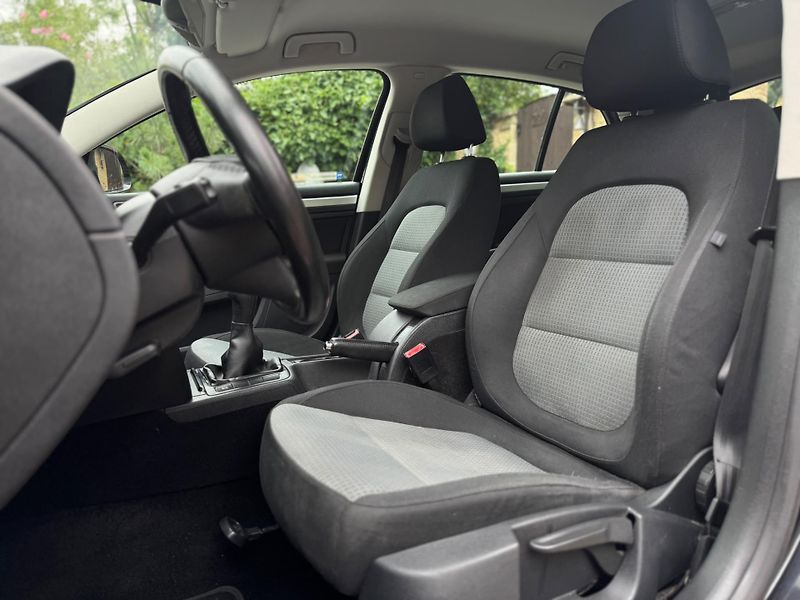Škoda Superb 2.0TDi ČR čidla aut. klima  - fotka 15 z 31