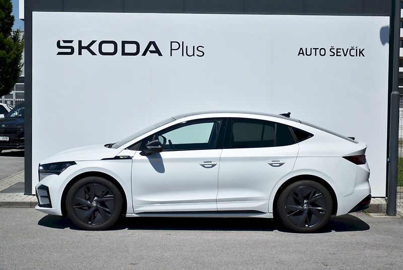 Škoda Enyaq (2023) 80 RS 220kW 4x4 - fotka 3 z 35