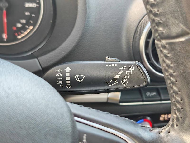 Audi A3 6MP 1,6TDI - fotka 15 z 22