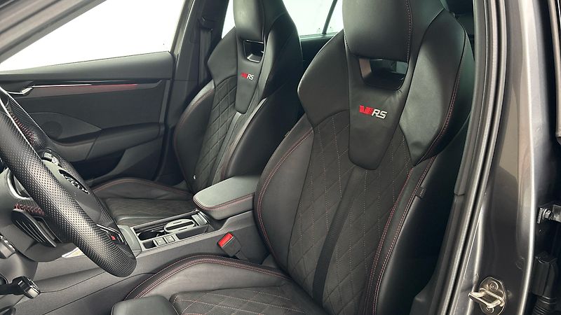 Škoda Octavia 2.0 TDI DSG 4x4 RS Combi - fotka 15 z 32