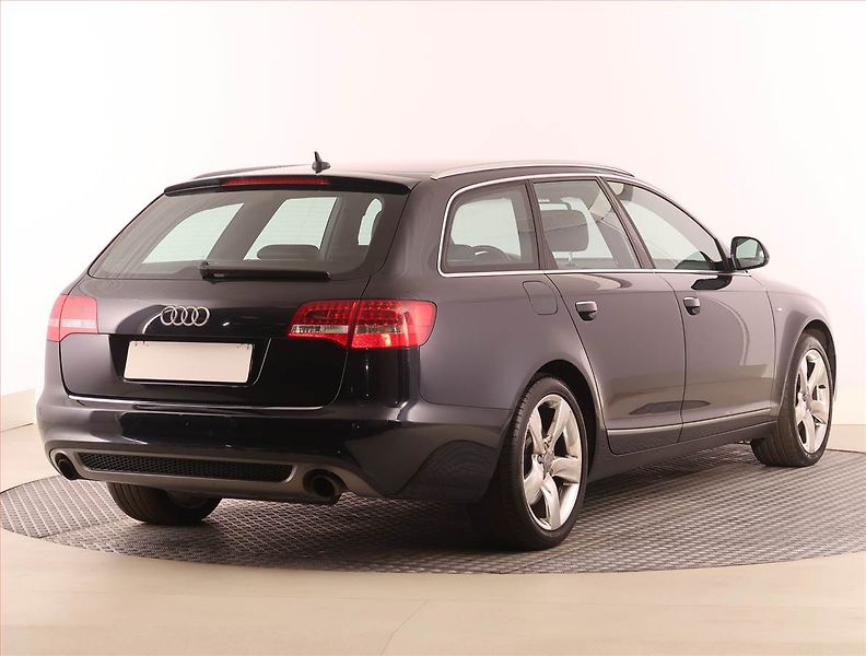 Audi A6 (2010) 3.0 TFSI, 4X4, Automat - fotka 5 z 29