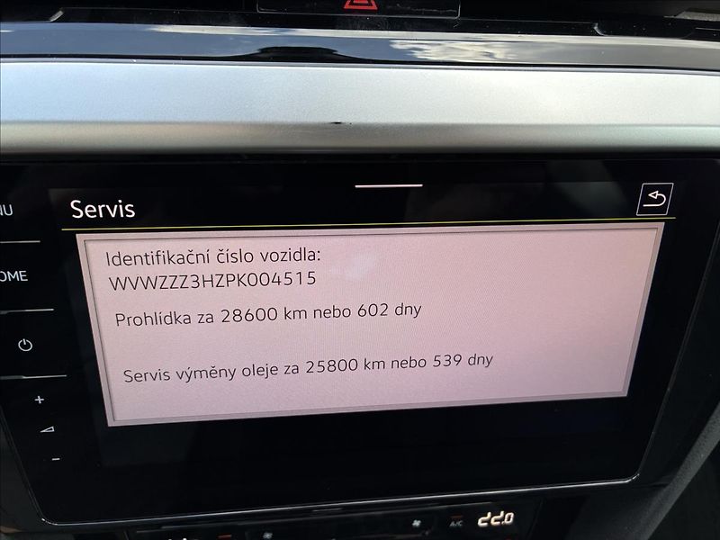 Volkswagen Arteon 2,0 TSI 206 KW,R-LINE,KŮŽE - fotka 31 z 31