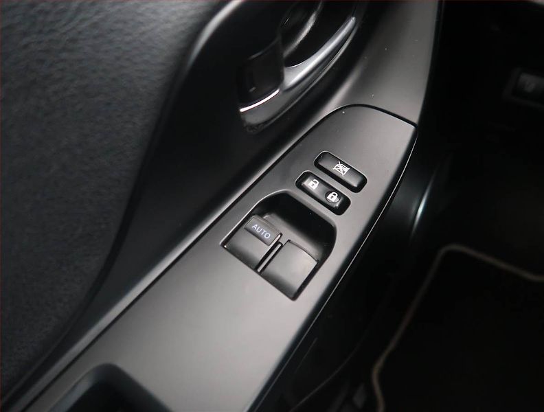 Toyota Yaris (2019) Y20 1.5 Dual VVT-i, Serv.kniha - fotka 14 z 14