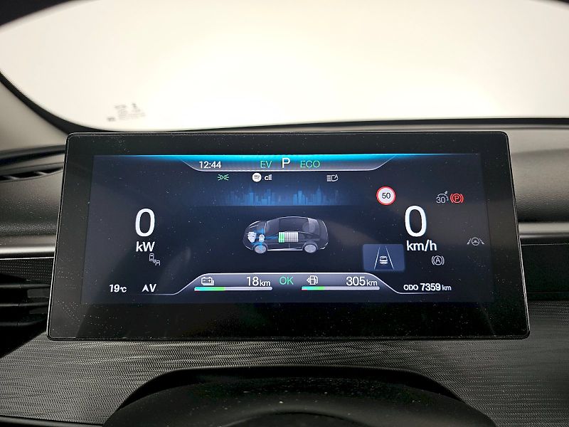 BYD Seal 5 DM-i (2025) 1.5 PHEV 212k DESIGN - fotka 9 z 34