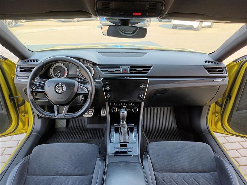 Škoda Superb 2,0 TDI,4X4,Sportline,ČR,DSG, - fotka 11 z 50