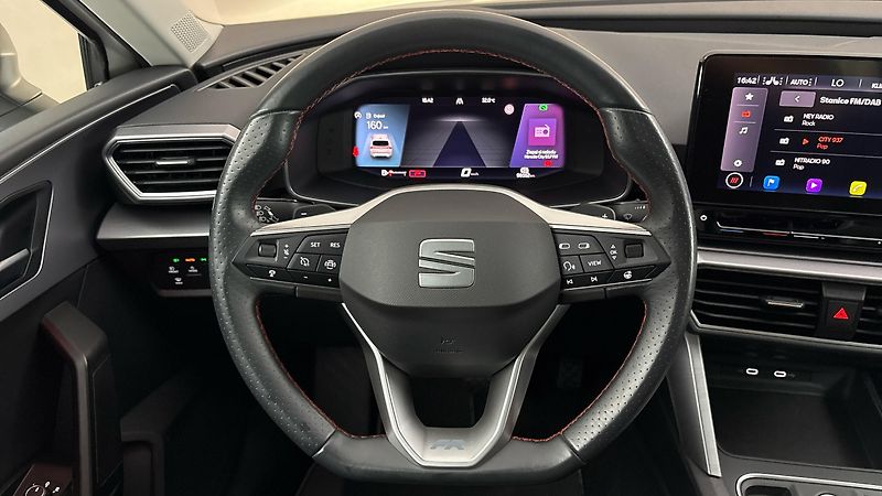 Seat Leon 2.0 TDI DSG FR Sportstourer - fotka 9 z 26