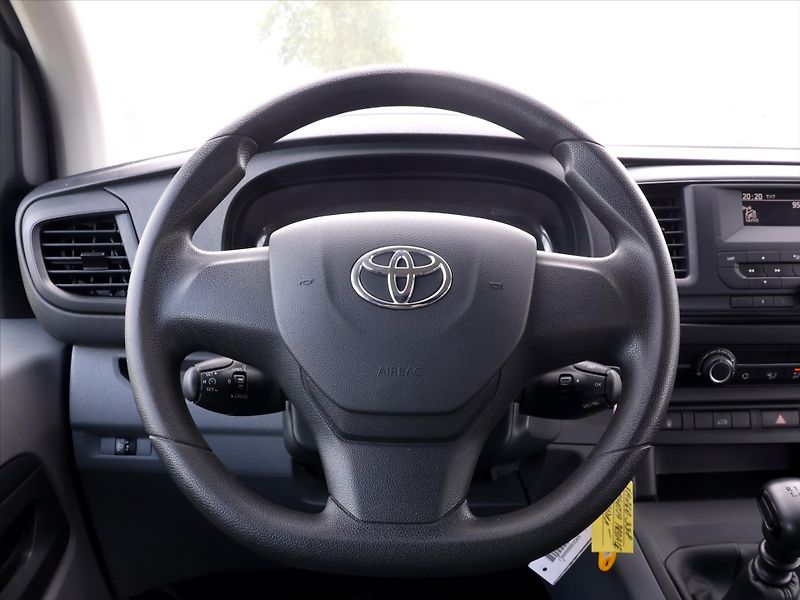 Toyota ProAce Verso 2,0 D-4D 90kW L2 6-míst CZ DPH - fotka 17 z 36