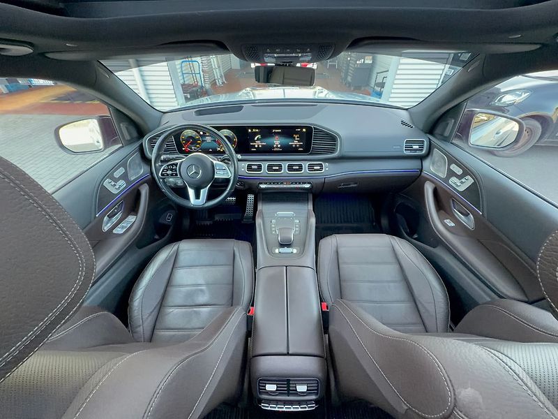Mercedes-Benz GLS 400 d 4MATIC - fotka 16 z 39