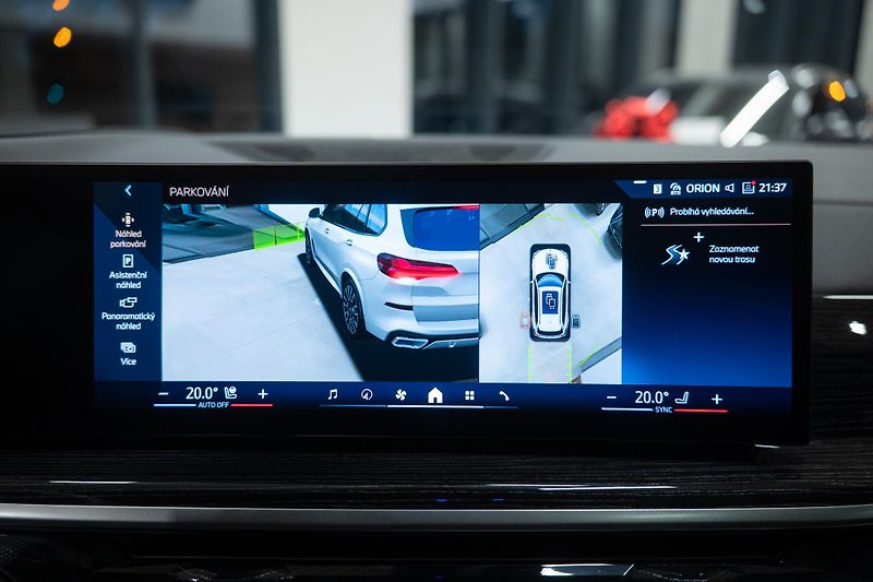 BMW X5 (2025) 30d 7MÍST VZDUCH MASÁŽ WEBASTO - fotka 9 z 19