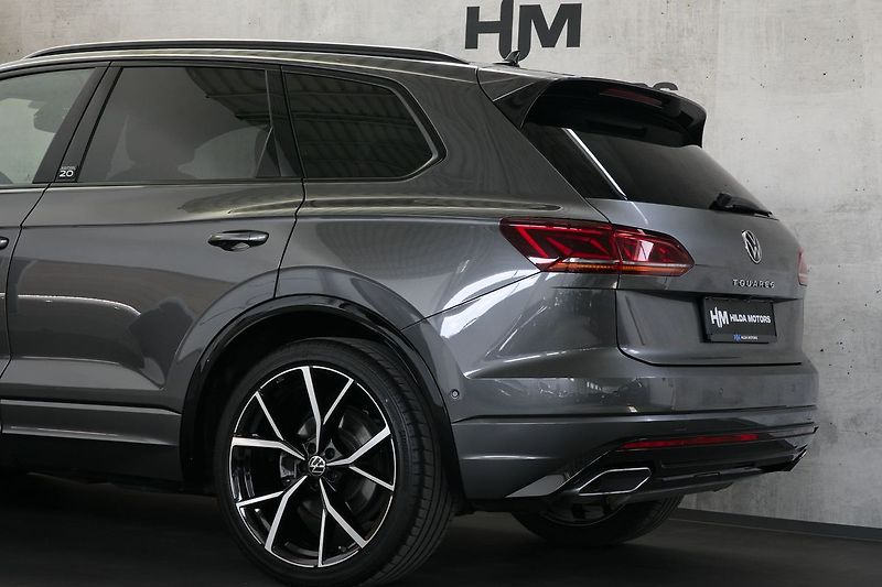 Volkswagen Touareg 3.0TDI 210kW R-Line Edition 20 - fotka 6 z 50