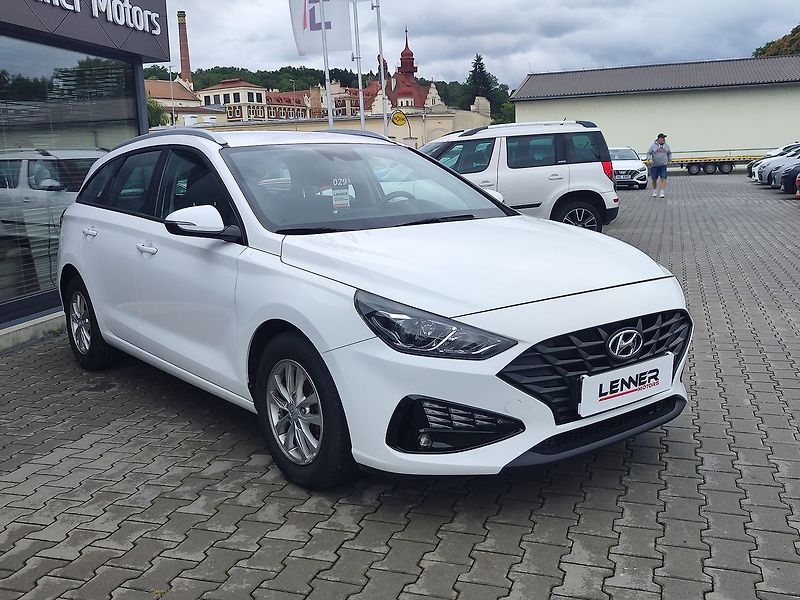 Hyundai i30 1.0 T-GDI/88kW Comfort - fotka 3 z 27