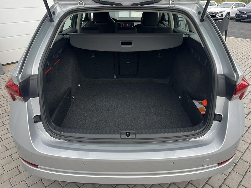 Škoda Octavia (2022) 2.0TDI AMBITION ČR NOVÉ 1.MAJ - fotka 16 z 19
