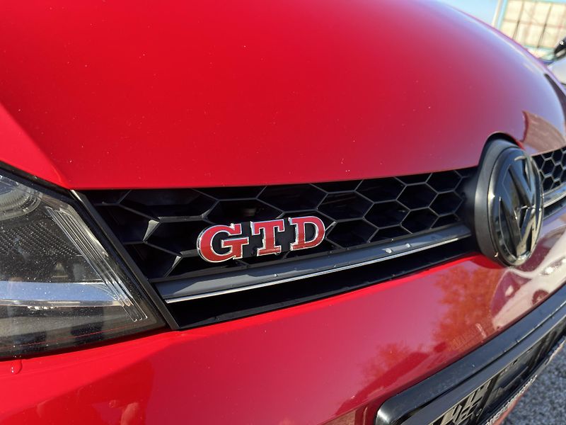 Volkswagen Golf (2016) GTD 2.0 TDI DSG 135 KW - fotka 11 z 25