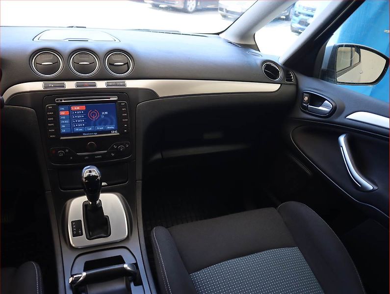 Ford S-MAX (2012) 2.0 TDCi, Automat, Serv.kniha - fotka 8 z 20