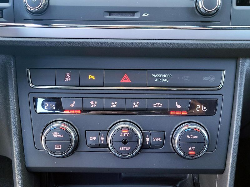 Seat Leon 1,2 ST Style 1maj*SERV.KNÍŽKA* - fotka 37 z 44