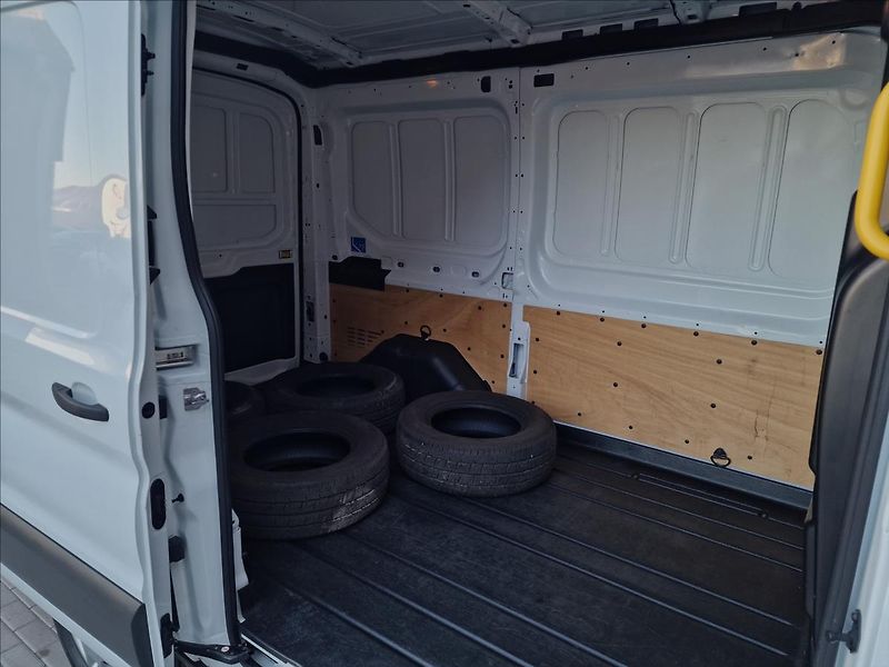 Ford Transit 2.0TDCi 77kW 350 TREND L2 - fotka 16 z 44