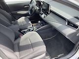 Toyota Corolla 1,8 Hybrid e-CVT Confort ČR.1. - náhled 25