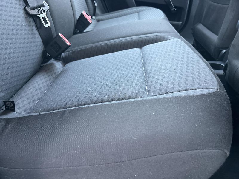 Škoda Fabia 1.6TDi 55KW ALU ČR KLIMA - fotka 24 z 34