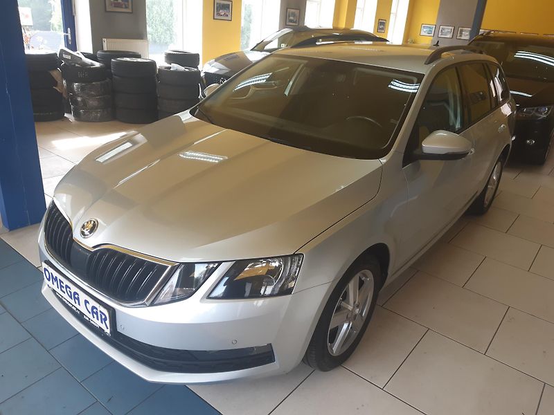 Škoda Octavia 1.6 TDI DSG NAVI APP - fotka 3 z 28