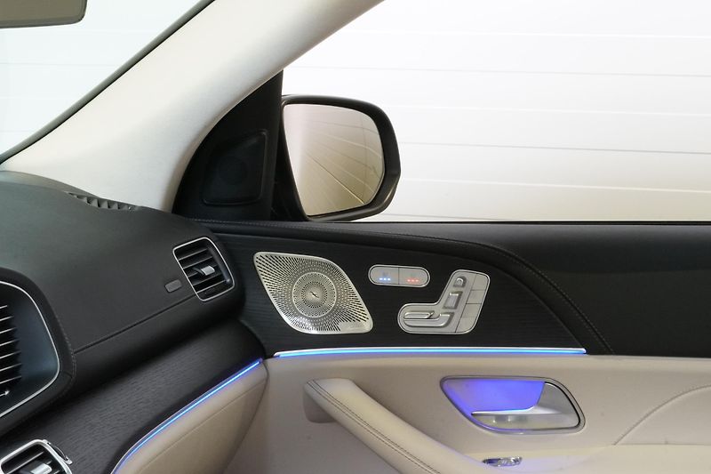 Mercedes-Benz GLE 450d,AMG,ČR,HUD,Vzduch,Dověry - fotka 13 z 37