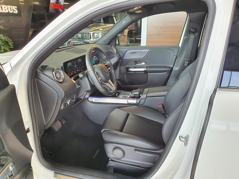Mercedes-Benz GLB (2020) 220 D 4MATIC - fotka 8 z 25