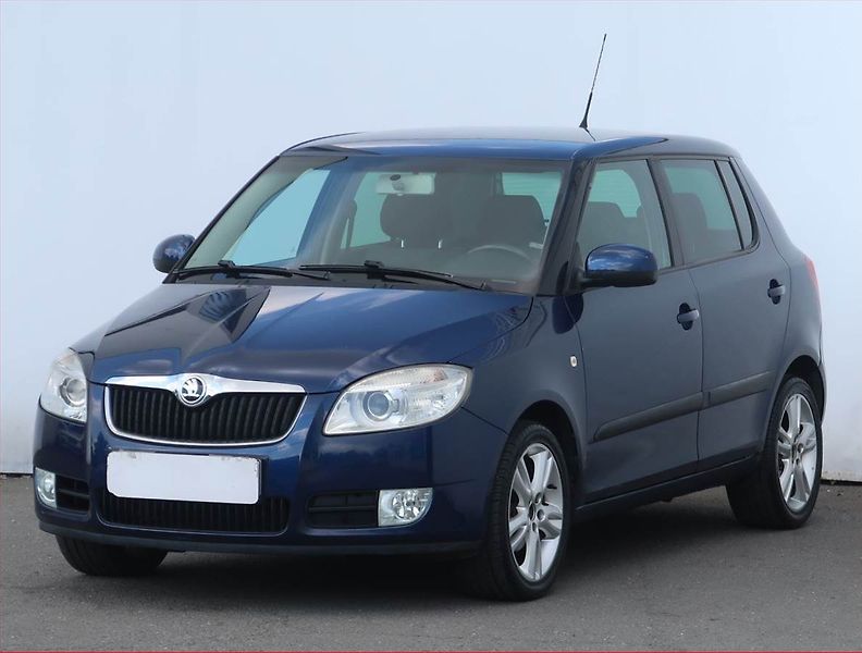 Škoda Fabia (2007) Sport 1.4 16V, nová STK - fotka 2 z 17