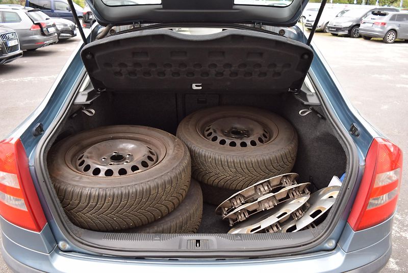 Škoda Octavia (2008) 1.8TSI 118kwELEGANCE KLIMA ALU - fotka 9 z 44