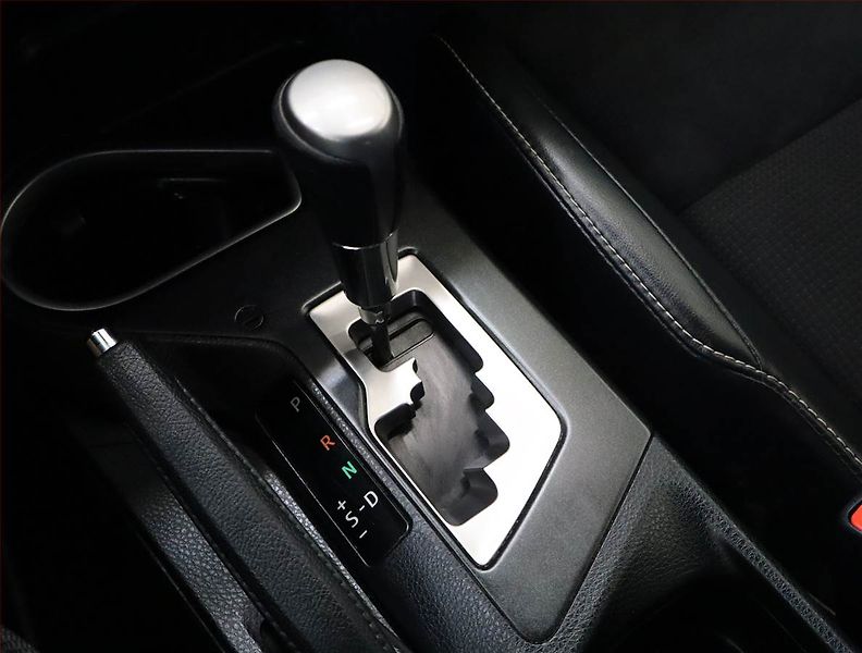 Toyota RAV4 (2018) Executive 2.5 Hybrid - fotka 13 z 24