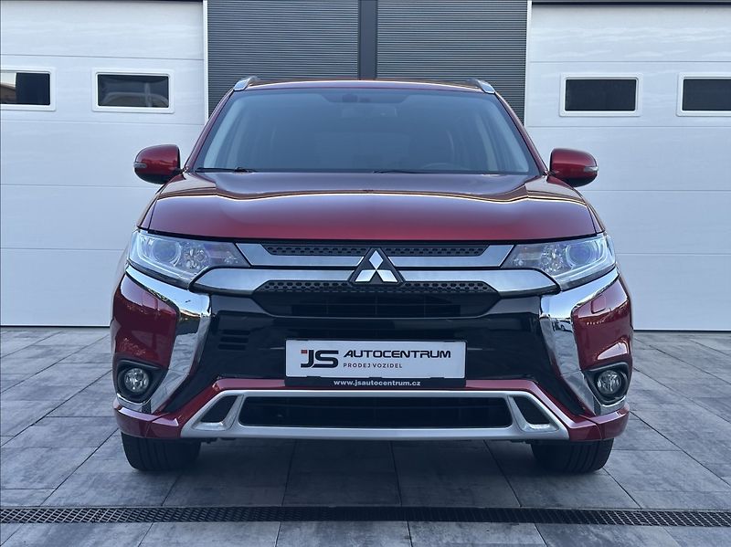 Mitsubishi Outlander 2,4 PHEV 224PS  Diamant 4x4 A/ - fotka 4 z 58
