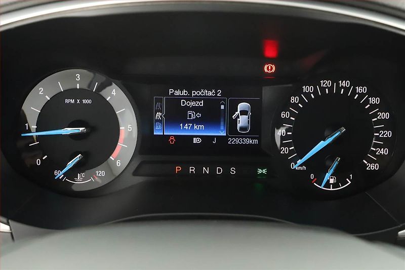 Ford Mondeo (2019) 2.0 TDCI, Automat, Navi - fotka 9 z 20