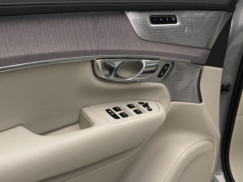 Volvo XC90 (2026) T8 AWD Plug-in BRIGHT ULTRA - fotka 31 z 74