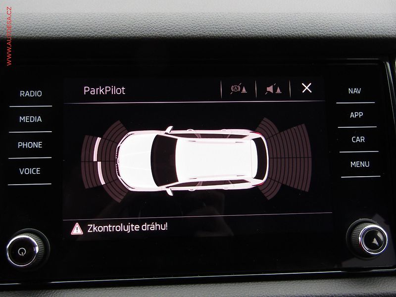 Škoda Kodiaq (2018) 2.0 TDi, Ambition, DSG, LED - fotka 19 z 20