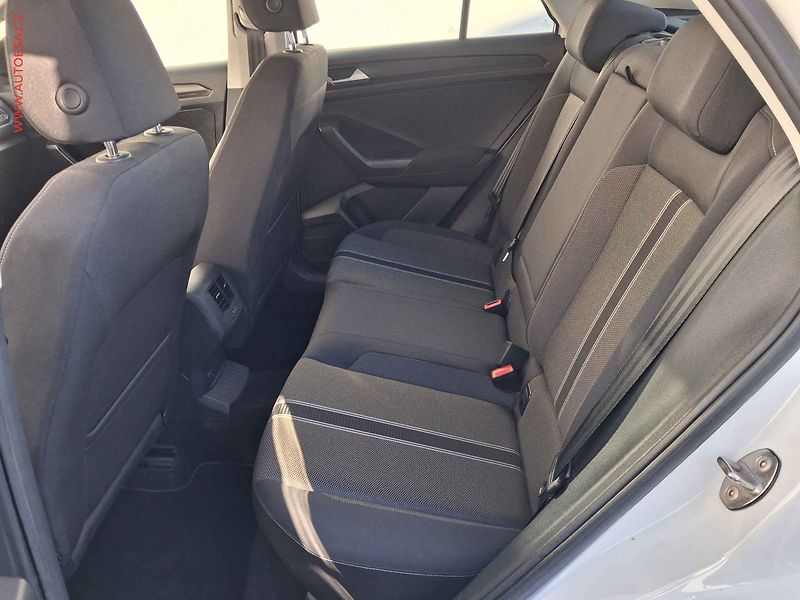 Volkswagen T-Roc (2019) 1.5 TSi, Comfortline, TZ - fotka 10 z 16