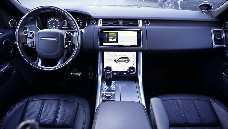 Land Rover Range Rover Sport SPORT 3,0I P400 AUT. 4WD - fotka 38 z 48