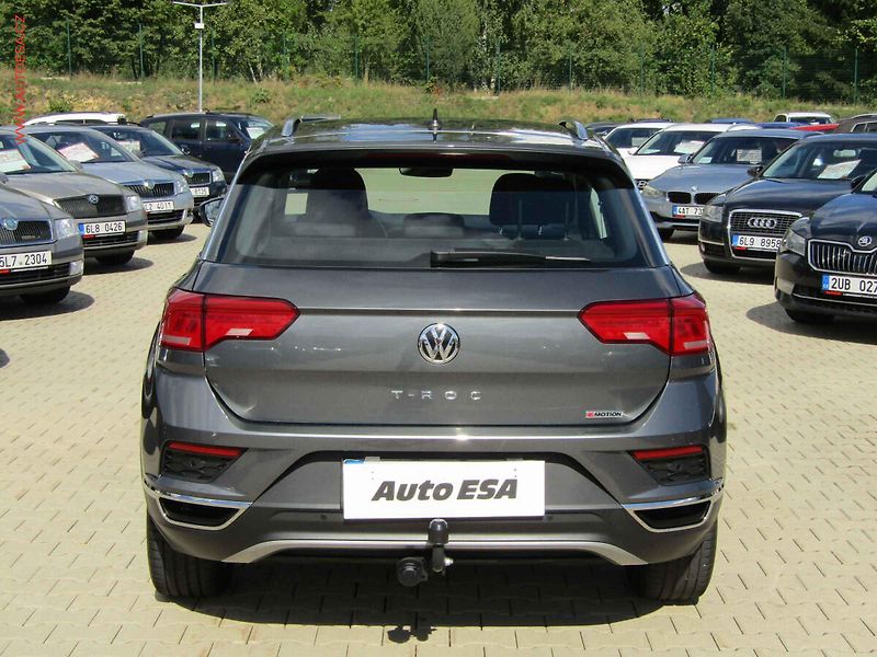 Volkswagen T-Roc (2019) 2.0TDi 4x4, 1.maj,ČR, AC - fotka 5 z 21