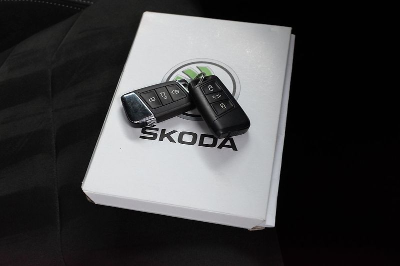 Škoda Kodiaq 2.0 TSI 4x4*STYLE+*TAŽNÉ*ČR 1M - fotka 39 z 46