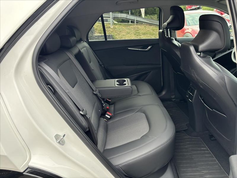 Kia e-Niro 0,0 Style ZÁRUKA 1.ČR SoH 99% - fotka 13 z 42