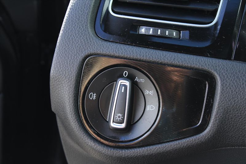 Volkswagen Golf GTD 2.0 TDI 135kW SERVIS.KNIHA - fotka 24 z 26