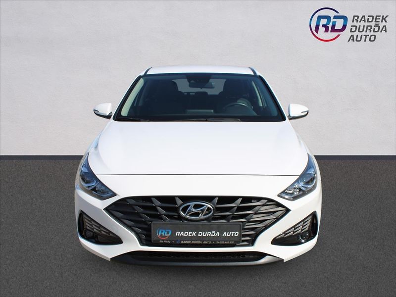 Hyundai i30 1,5 CVVT  NOVÉ V ČR,1.MAJITEL - fotka 2 z 26