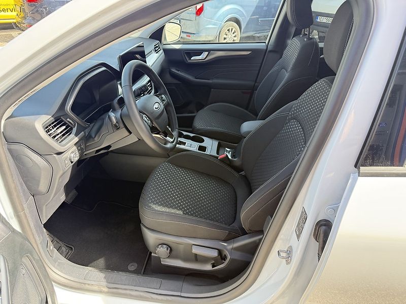 Ford Kuga (2026) Titanium, 5dveřová, 2.5 Durate - fotka 8 z 22