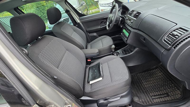 Škoda Roomster 1.4 16V AMBITION+EDITION 1MAJ. - fotka 19 z 32