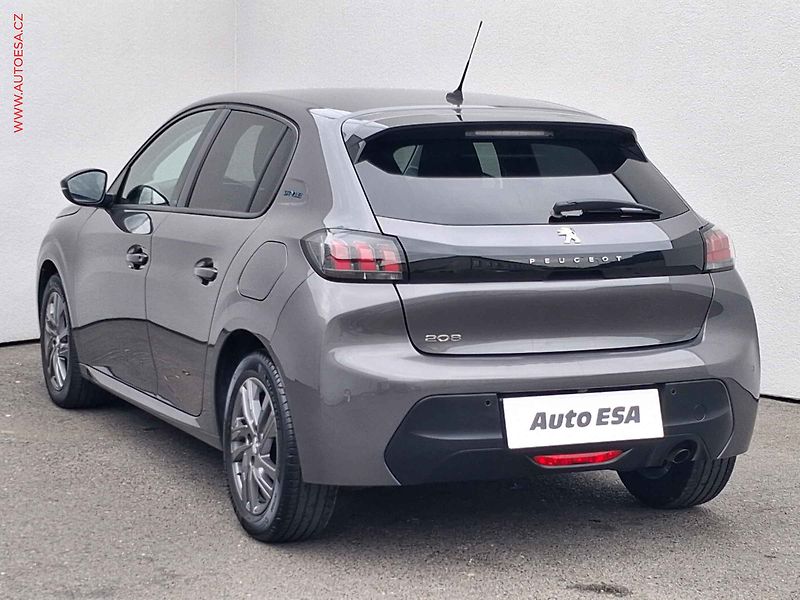 Peugeot 208 (2022) 1.2 PT, Style, LED - fotka 6 z 15