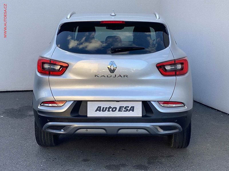 Renault Kadjar (2022) 1.3 TCe, Techno, AT, LED - fotka 5 z 16