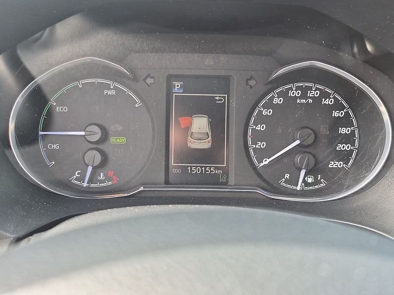 Toyota Yaris Selection Smart 1,5 Hev - fotka 24 z 28