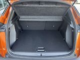 Peugeot 2008 1,2 PT  Allure EAT8 zár 4/28 - náhled 23