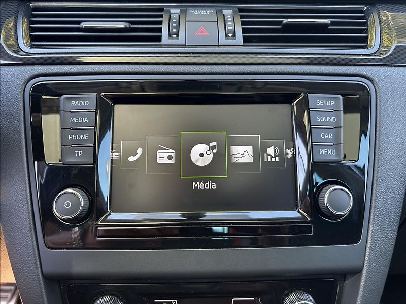 Škoda Rapid 1,2 TSi 81kW Monte Carlo, ALU - fotka 21 z 50