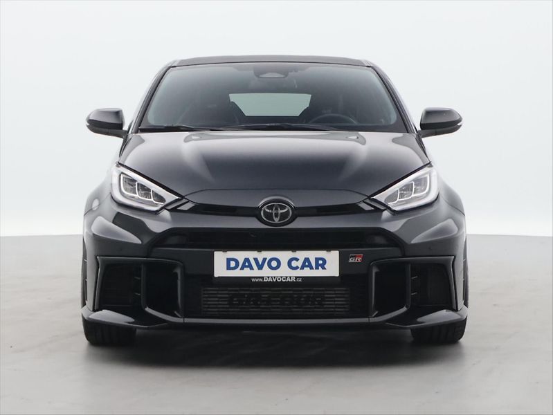 Toyota GR Yaris 1,6 Turbo GR-Four 206kW Dynami - fotka 2 z 38