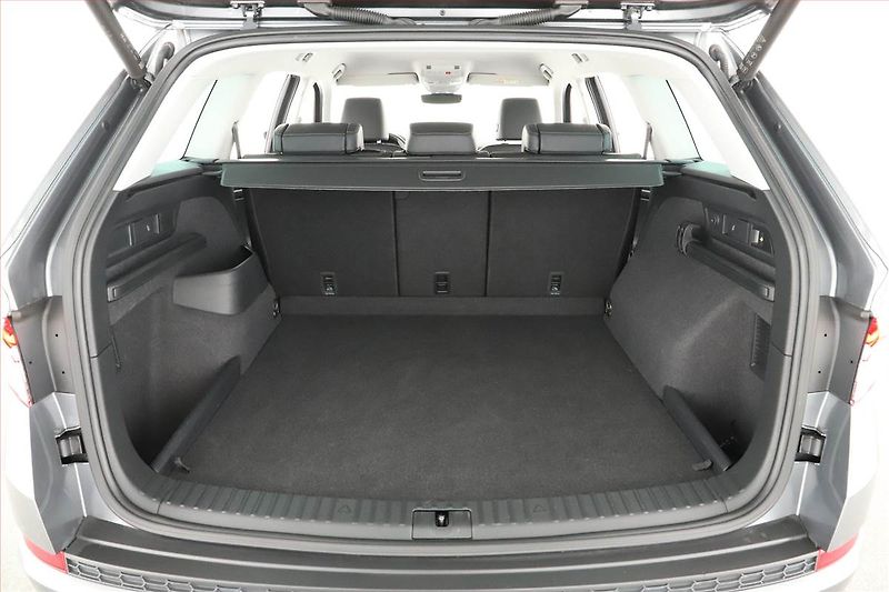 Škoda Kodiaq (2023) 2.0 TDI - fotka 11 z 27